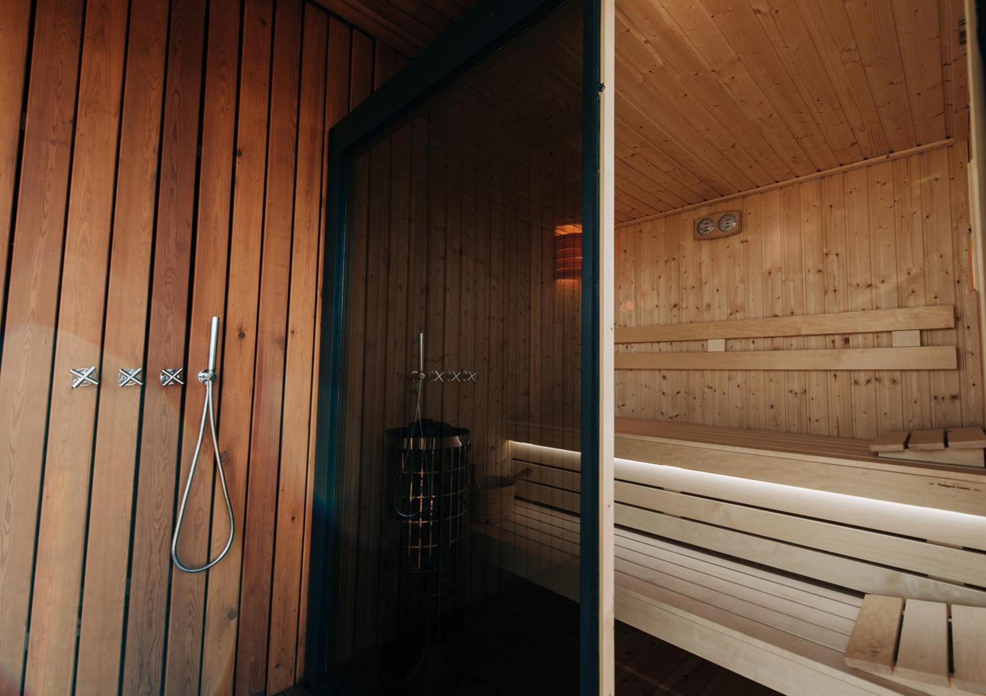 Zama Forest Resort Kismaros 外观 照片